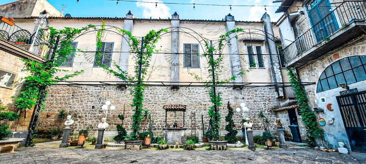 Апартаменты Palazzo Capece Caivano Экстерьер фото